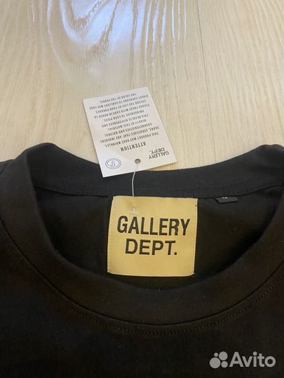 Футболка gallery dept