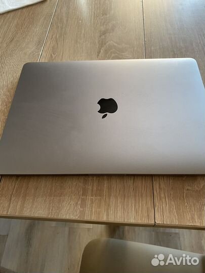 Apple MacBook Pro 13 2018 i5
