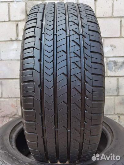 Goodyear Eagle Sport All Season 215/55 R17 94V