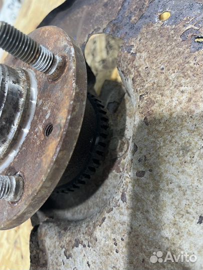 Кулак ступица задняя Мазда 6 GG