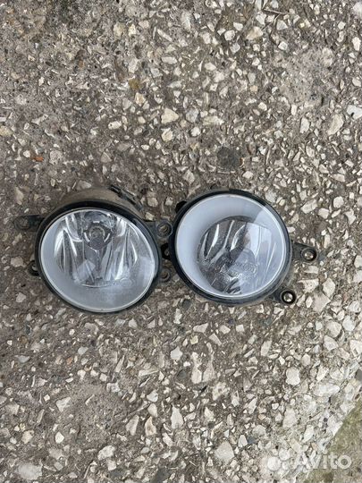 Туманные фары Toyota Venza 2014