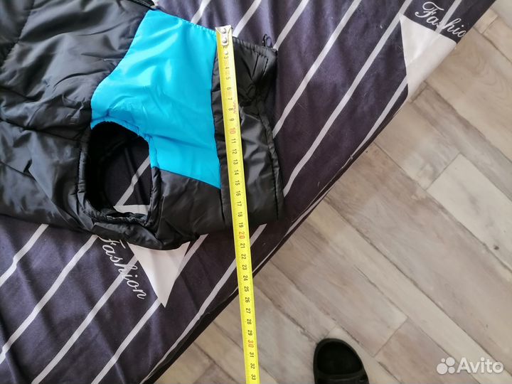 Зимняя куртка для небольшой собаки