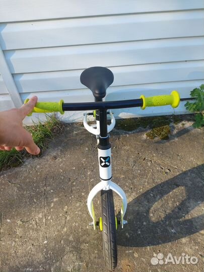 Беговел btwin runride 100