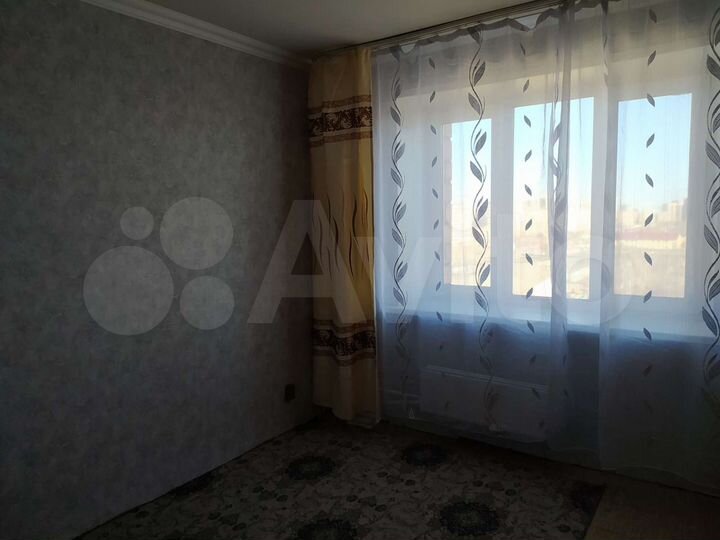 Комната 13 м² в 8-к., 7/9 эт.