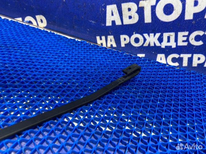 Поводок заднего дворника Kia Shuma 2 лифтбэк S6D