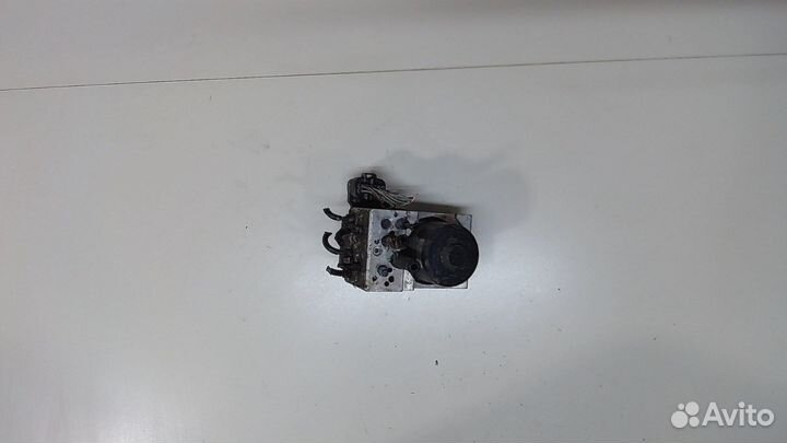 Блок абс, насос Lexus IS, 2001