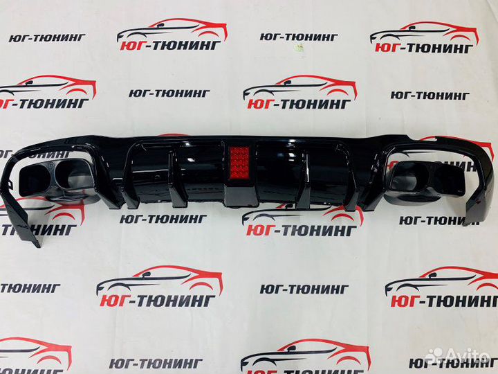 Диффузор brabus на Mercedes E 213 с насадками B