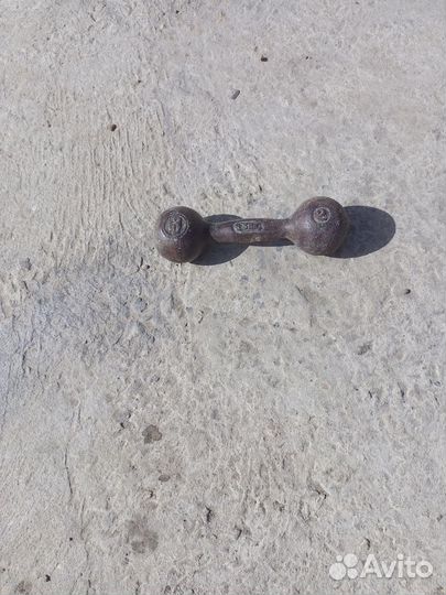 Гантеля СССР два килограмма одна