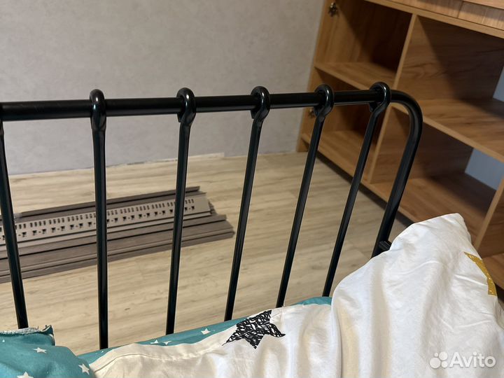 Кровать икеа с реечным дном 90*200