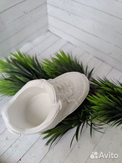 Кашпо из гипса Кроссовок