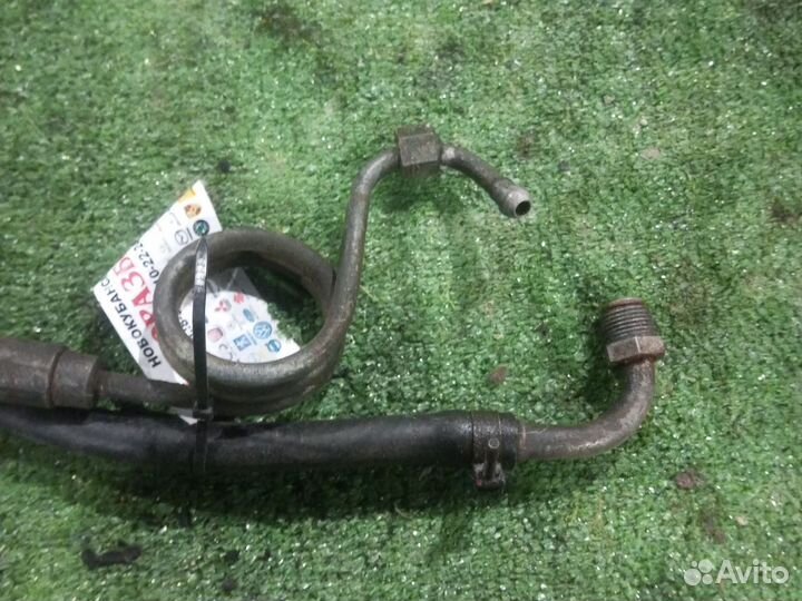 Трубка гур Mercedes 190 W201