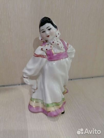 Фарфоровые статуэтки СССР