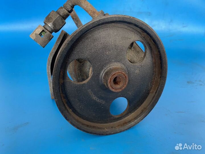 Насос гура Renault Megane Scenic Logan k4m 1.6