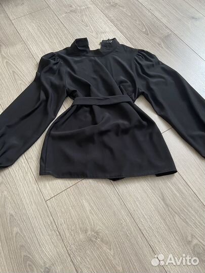 Блузка женская новая 40-42