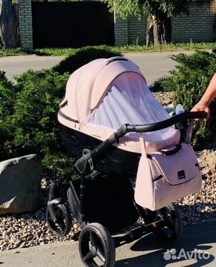 Adamex Chantal 3 в 1 (колеса гелевые)