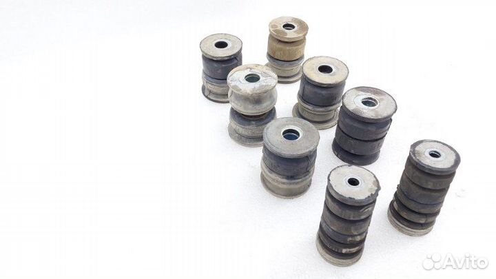 Подушка кузова Toyota Land Cruiser Prado J150