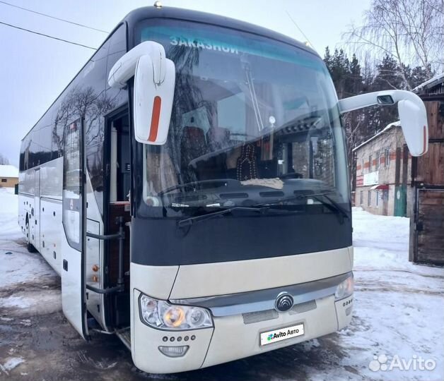 Туристический автобус Yutong ZK6122H9, 2017