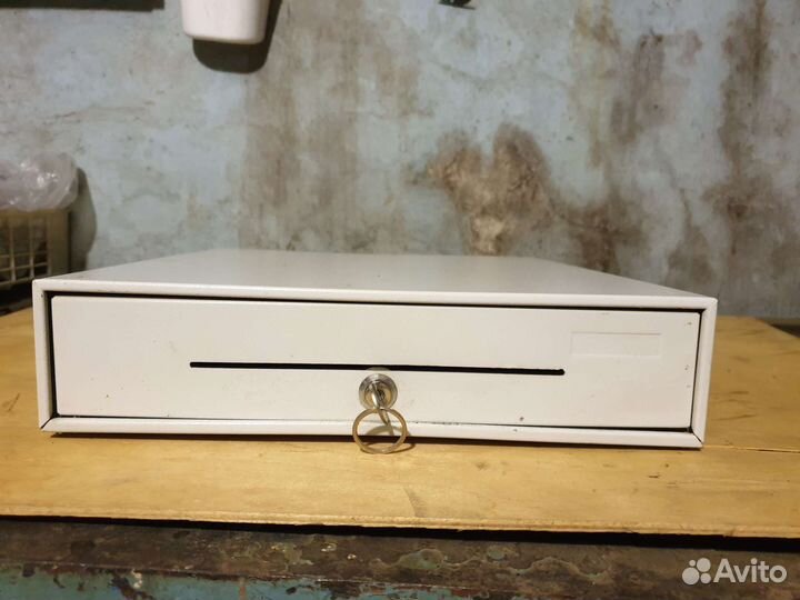 Ящик металлический