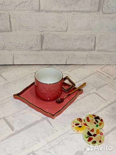 Чайные чашки. Детская посуда