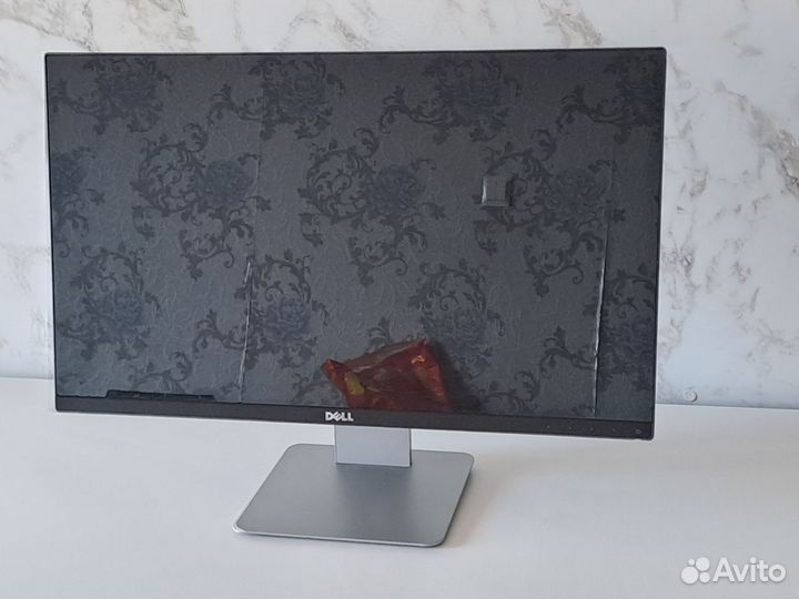 Монитор Dell 24
