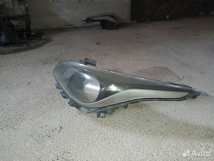 Фара оригинал Кио Рио 2018 года