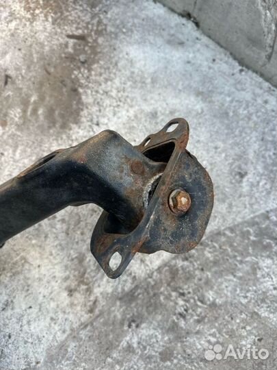 Ступица задняя левая Bmw X3 E83 N47D20A 2009