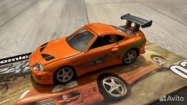 Машинка tomica toyota supra
