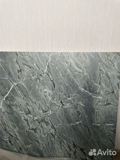 Столешница Кедр со стеновыми панелями остатки