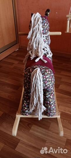 Лошадь качалка