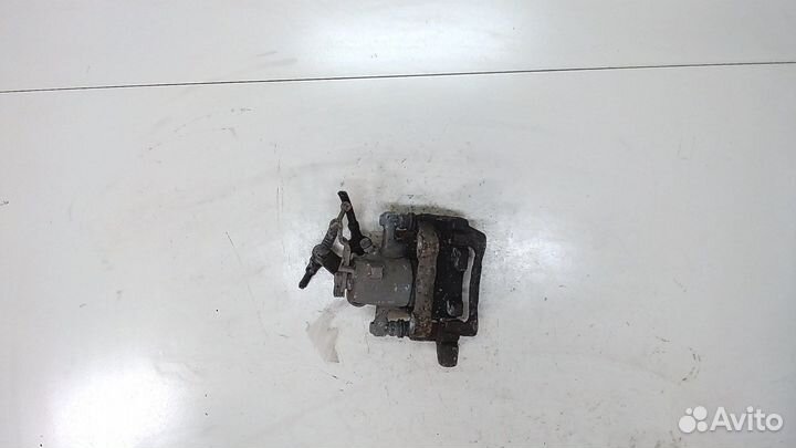 Суппорт Volkswagen Touran, 2009