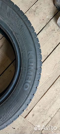 Kumho WinterCraft SUV Ice WS51 215/60 R17 100