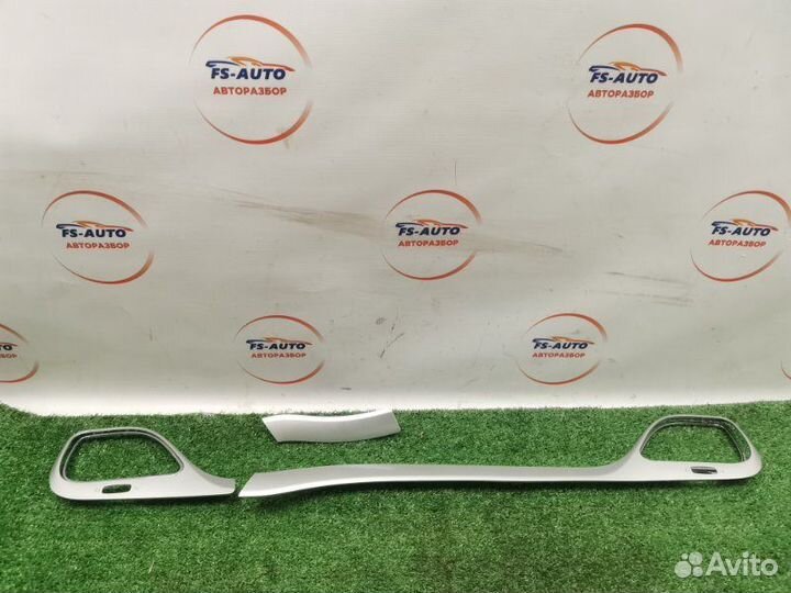 Пластик салона Dodge Journey 2.4 ED3 2010