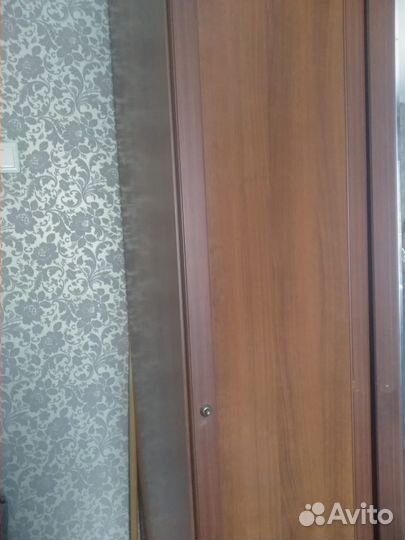 Угловой шкаф