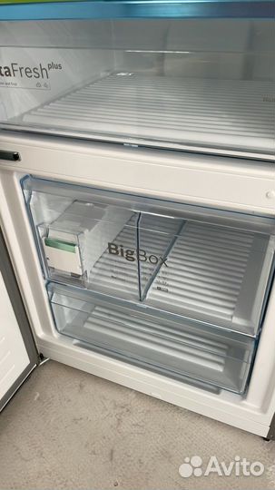 Холодильник Bosch. Новый