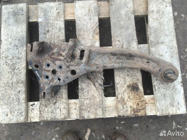 Рычаг задний левый Mazda 6