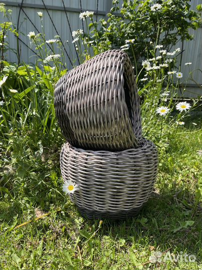 Кашпо из ротанга