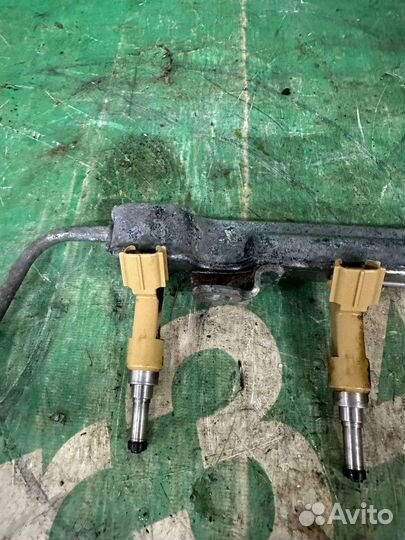 Рампа форсунки toyota auris 1zr-fe 1.6