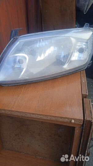 Фара для автомобиля