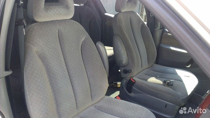Сиденья для Chrysler Voyager и Dodge Caravan