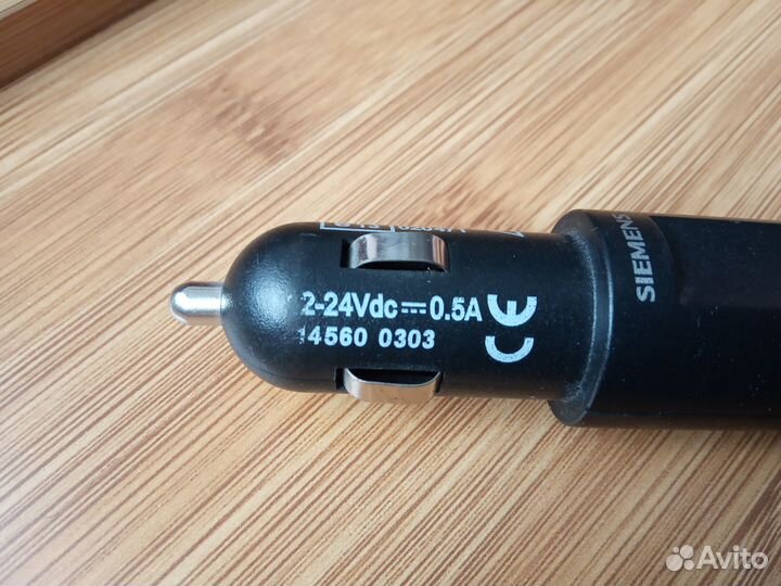 Зарядка/кабель USB в прикуриватель авто