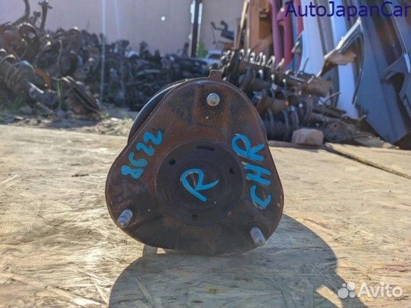 Стойка амортизатора Toyota C-HR (2016-2023)