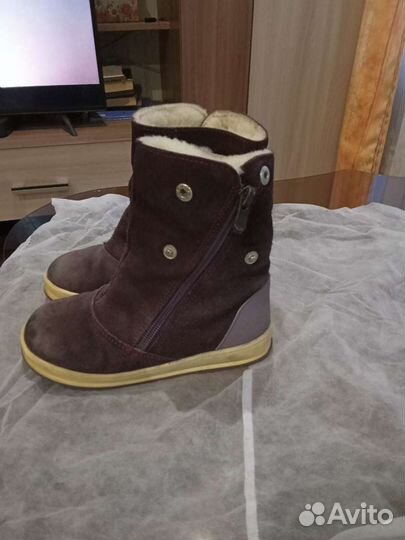 Ботинки для девочки 30р