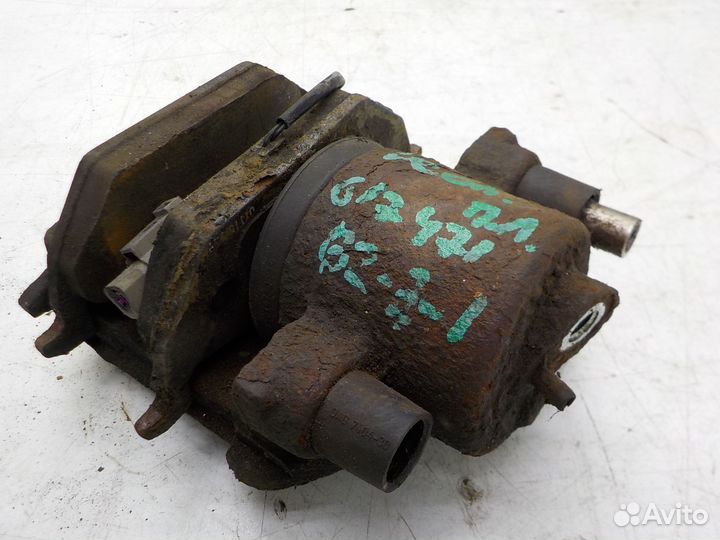 Суппорт тормозной передний правый Seat Leon 2009-2