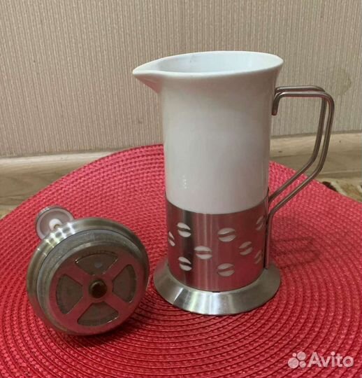 Фарфоровый заварочный чайник. 300 мл