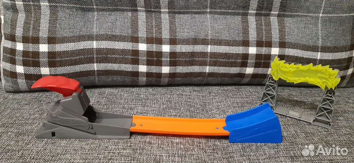 Трек Hot Wheels 2шт