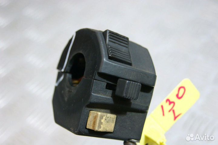 Пульт левый Suzuki GSF250 Bandit, GJ77A