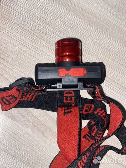 Налобный фонарь