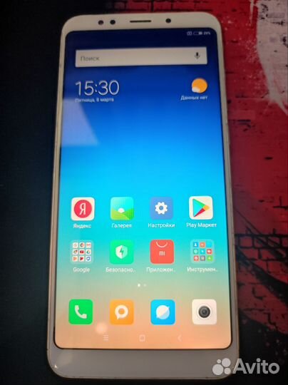 Xiaomi Redmi 5 Plus, 3/32 ГБ