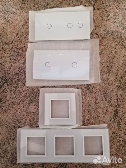 Шлюз маршрутизатор Livolo, розетки и выключатели