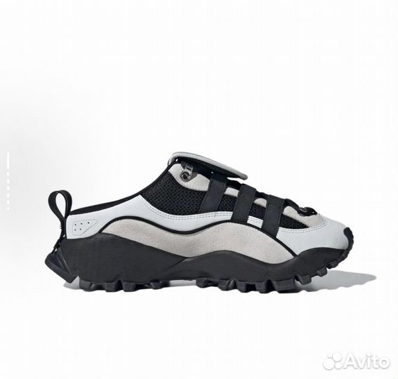 Кроссовки женские adidas 40 размер бу